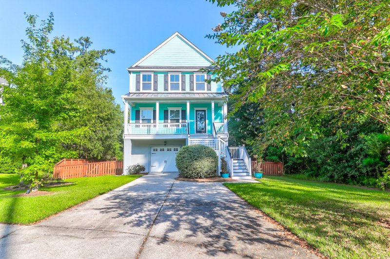 Property image 2 at 503 Sanders Farm Lane, Wando, SC 29492