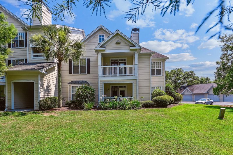 45 Sycamore Avenue Apt 322 Avenue 322