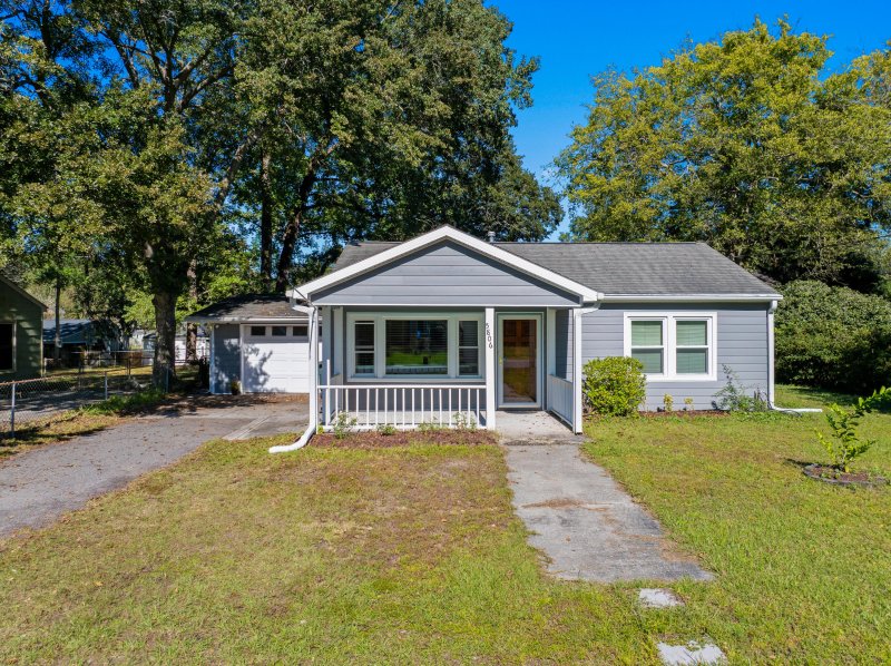 Property image 2 of 5806 Edinburgh Drive in Yeamans Park, Hanahan, SC 29410