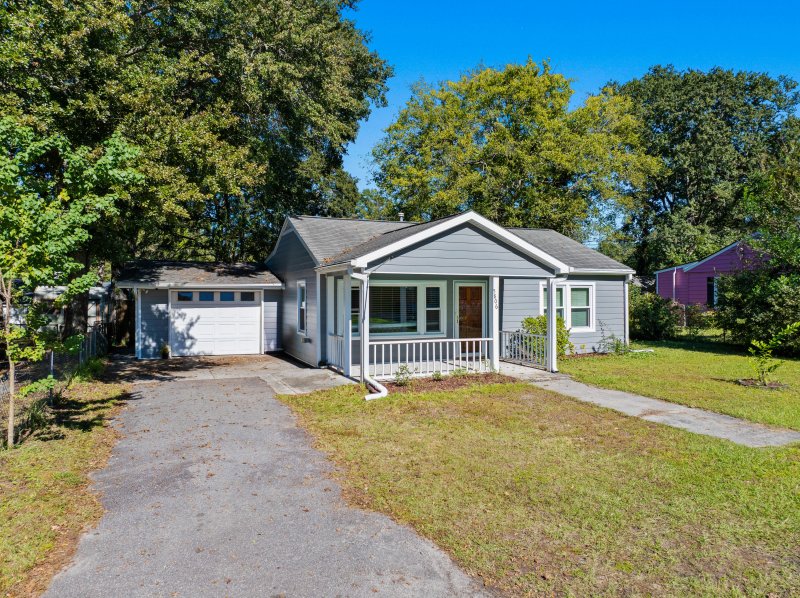Property image 3 of 5806 Edinburgh Drive in Yeamans Park, Hanahan, SC 29410