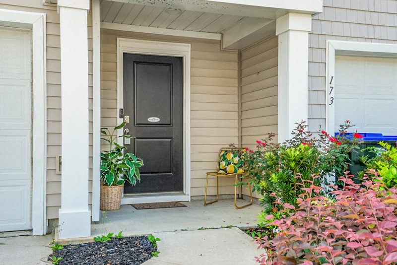 Property image 3 of 171 Rosefield Court in Palmetto Reach, Summerville, SC 29485