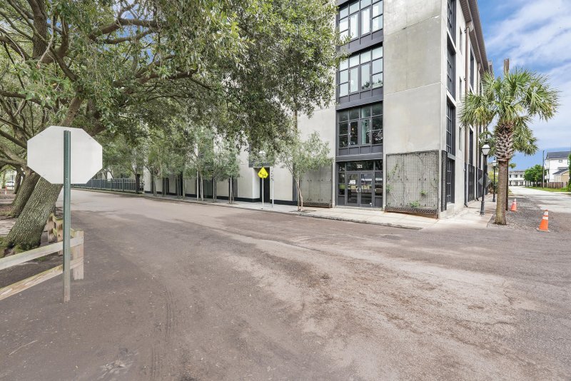 Property image 2 of 1 Cool Blow Street 323 in Downtown, Charleston, SC 29403