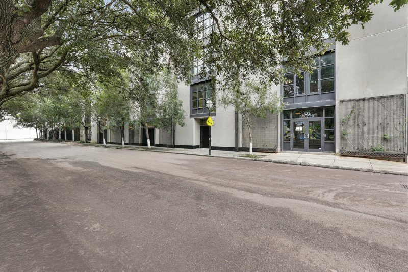 Property image 3 of 1 Cool Blow Street 323 in Downtown, Charleston, SC 29403