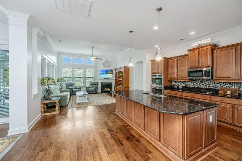 Property image 5 at 1540 Watoga Way, Mount Pleasant, SC 29466