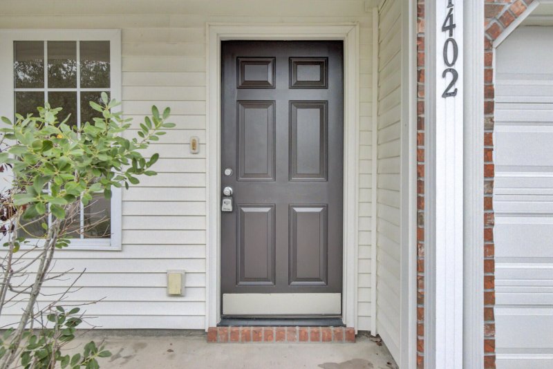 Property image 2 of 1402 Poplar Grove Place in Summer Wood, Summerville, SC 29483