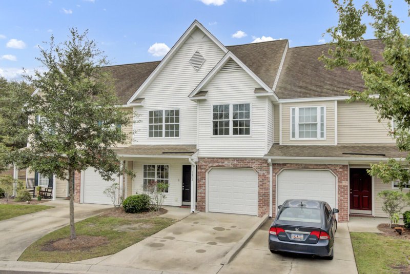 Property image 4 of 1402 Poplar Grove Place in Summer Wood, Summerville, SC 29483