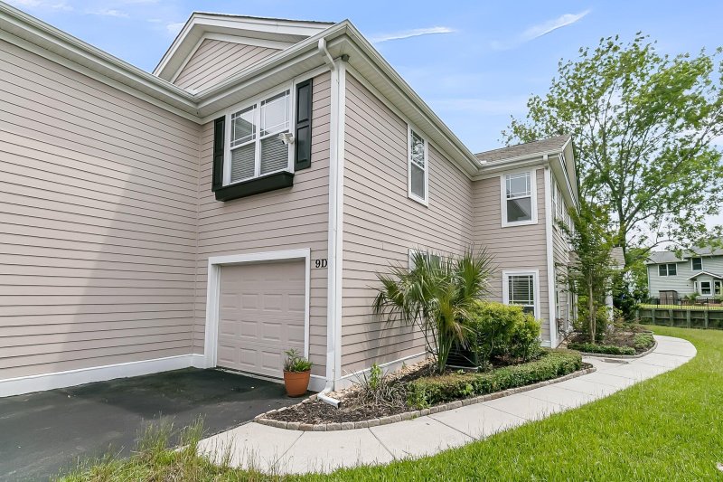 Property image 2 of 9 Duffers Court D in Shadowmoss, Charleston, SC 29414