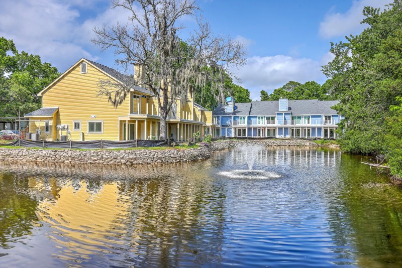 Property image 4 of 851 Sandlake Drive D in Waterford, Mount Pleasant, SC 29464