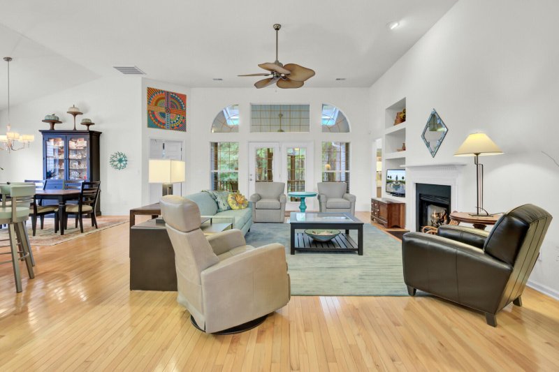 Property image 3 of 1876 Great Hope Drive in Rivertowne Country Club, Mount Pleasant, SC 29466