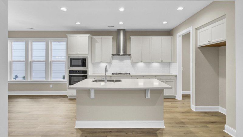 Property image 2 of 192 Collared Dove Court in The Ponds, Summerville, SC 29483