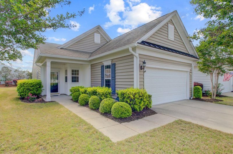 118 Billowing Sails Street