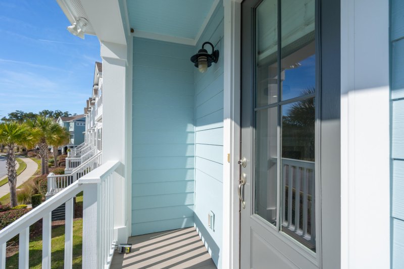 Property image 4 of 2216 Hamlin Sound Circle Circle in Oyster Point, Mount Pleasant, SC 29466