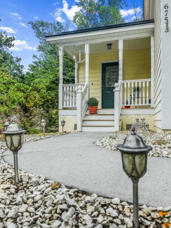 Property image 4 at 675 Fair Spring Drive, Charleston, SC 29414