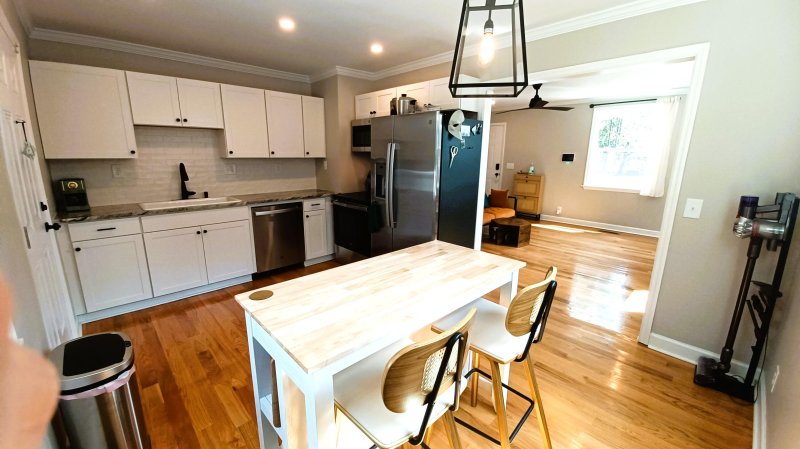 Property image 3 of 4625 Durant Avenue in Park Circle, North Charleston, SC 29405