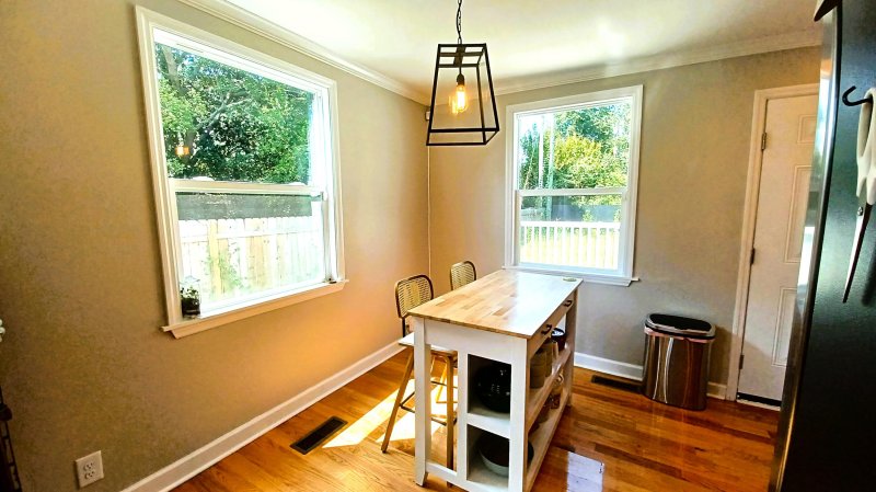 Property image 4 of 4625 Durant Avenue in Park Circle, North Charleston, SC 29405