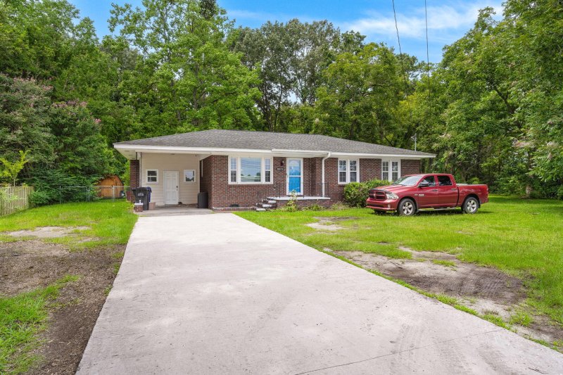 Property image 4 at 8823 Antler Drive, North Charleston, SC 29406