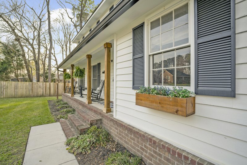 Property image 2 at 96 Nightingale, North Charleston, SC 29418