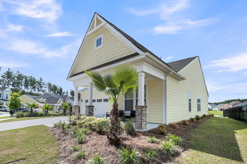 Property image 4 of 1037 Magnolia Warbler Way in Homecoming, Ravenel, SC 29470