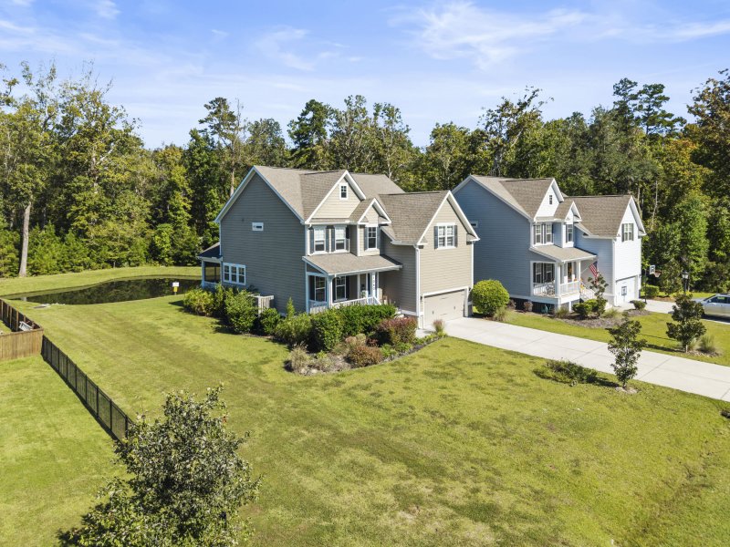 Property image 2 of 1060 Hunt Club in Hunt Club, Charleston, SC 29414