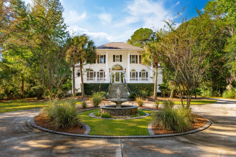 3765 Colonel Vanderhorst Circle