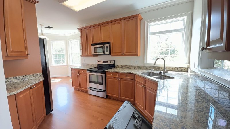 Property image 3 of 400 Carolina Cherry Court 201 in Shadowmoss, Charleston, SC 29414