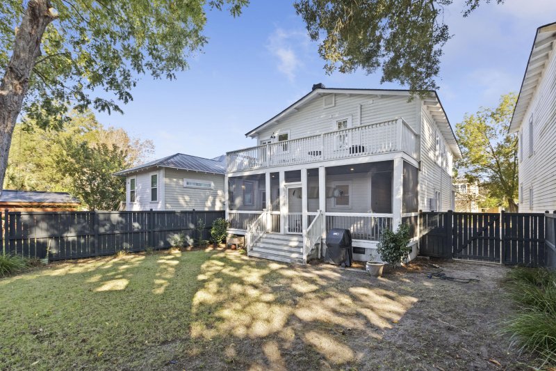 Property image 3 of 1011 Ashley Avenue in Wagener Terrace, Charleston, SC 29403