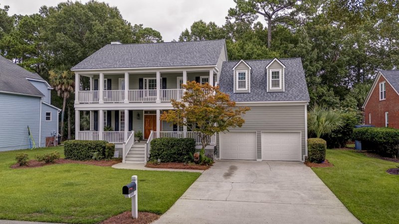 Property image 4 of 180 Oak Point Landing Drive in Longpoint, Mount Pleasant, SC 29464