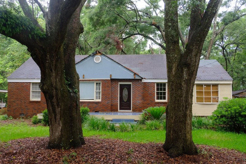 Property image 3 at 233 Yates Avenue, Charleston, SC 29412