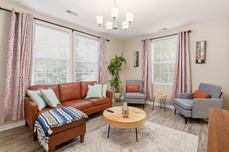 Property image 5 of 2235 Bailey Drive in Dorchester Terrace, North Charleston, SC 29405