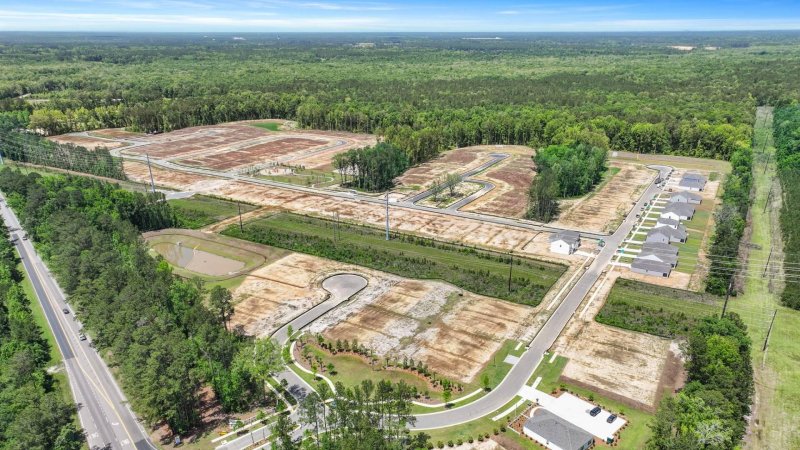 Property image 2 of 1054 Forrest Creek Drive in Pineview North, Summerville, SC 29483