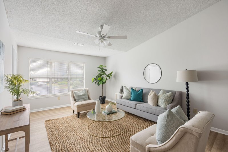 Property image 2 at 2011 N Highway 17 1800q, Mount Pleasant, SC 29466