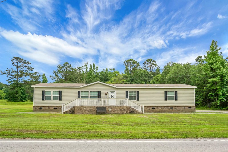 Property image 3 of 1051 Cooper Store Road in Cooperstore, Moncks Corner, SC 29461