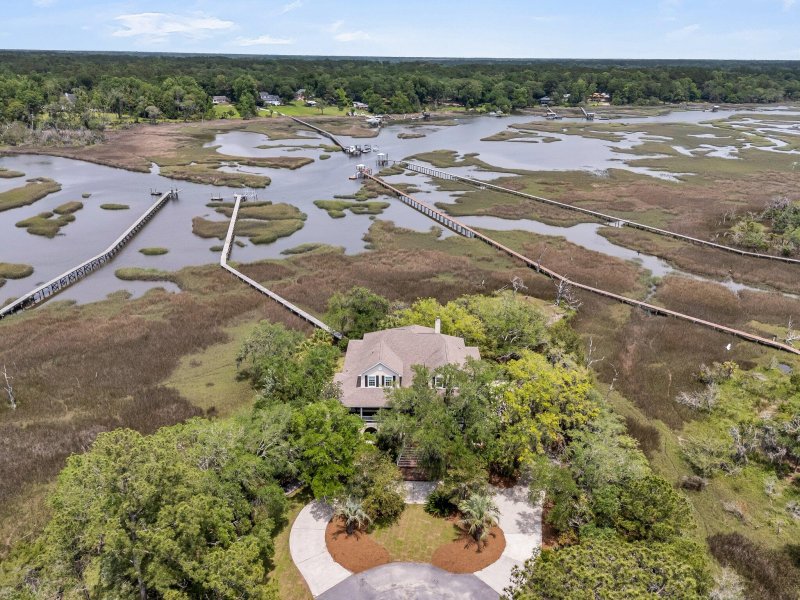 Property image 2 of 4702 Blockhouse Lane in Stono Ferry, Hollywood, SC 29449