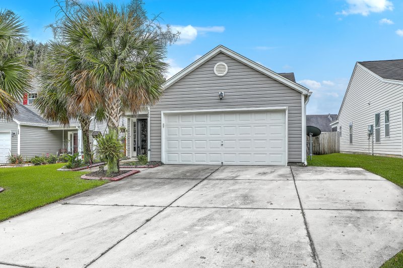 Property image 3 at 266 Coosawatchie Street, Summerville, SC 29485