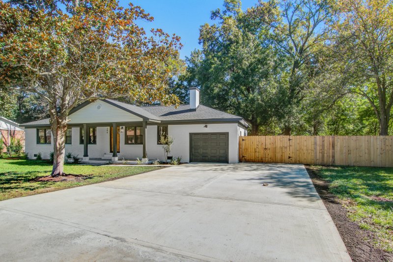 Property image 2 of 244 Jean Wells Drive in Beverly Hills, Goose Creek, SC 29445