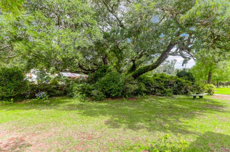 Property image 5 at 968 Mikell Drive, Charleston, SC 29412