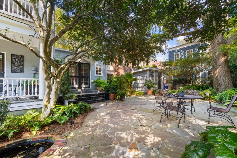 Property image 3 of 14 Limehouse Street in South of Broad, Charleston, SC 29401