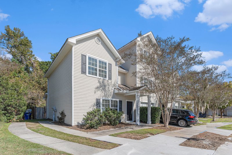 Property image 2 of 4105 Perrine St Street in Ashley Park, Charleston, SC 29414