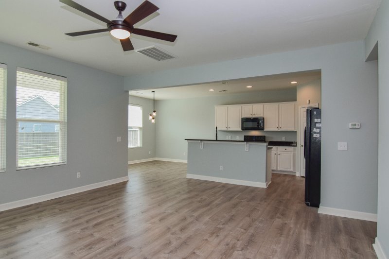 Property image 3 of 1621 Eider Down Drive in Drakesborough, Summerville, SC 29483