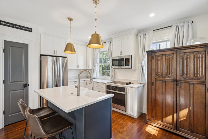 Property image 4 of 1 Ducs Court in Eastside, Charleston, SC 29403