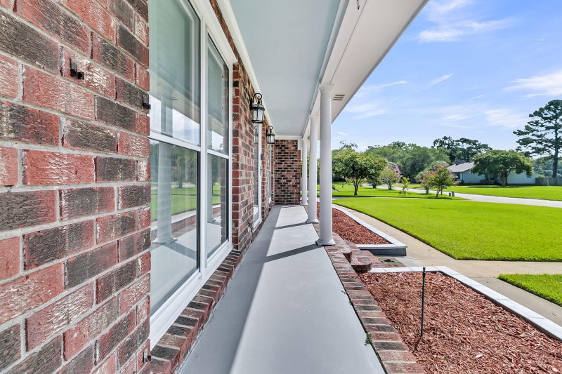 Property image 4 of 4326 Waterview Circle in Evanston Estates, North Charleston, SC 29418