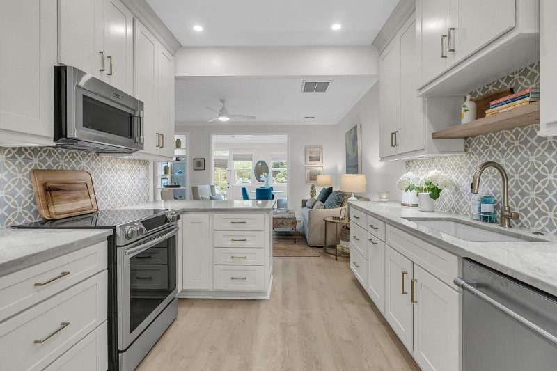 3372 Billings Street