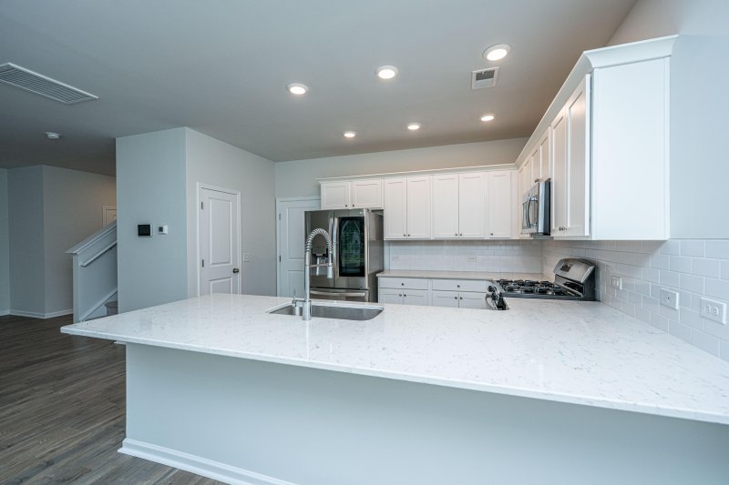 Property image 4 of 186 Daniels Creek Circle in Liberty Village, Goose Creek, SC 29445