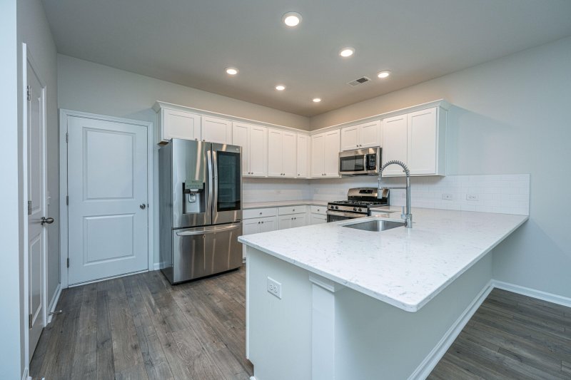 Property image 5 of 186 Daniels Creek Circle in Liberty Village, Goose Creek, SC 29445