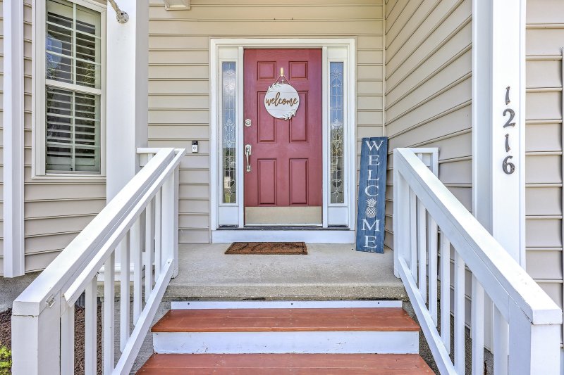 Property image 3 of 1216 Knightbridge Lane in Park West, Mount Pleasant, SC 29466