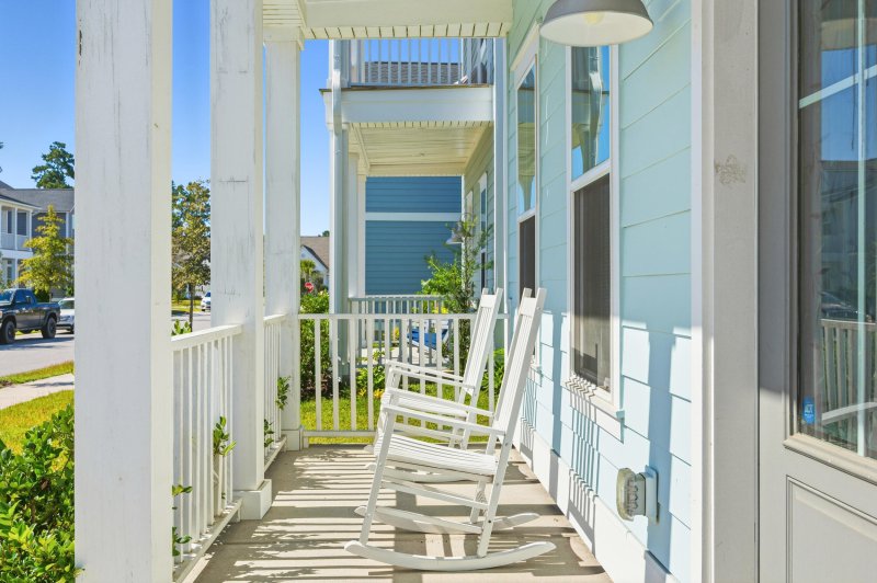 Property image 3 of 204 Magnolia Garden Drive in Limehouse Village, Summerville, SC 29483