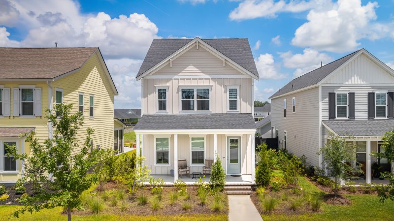 Property image 2 of 680 Blueway Avenue in Nexton, Summerville, SC 29486