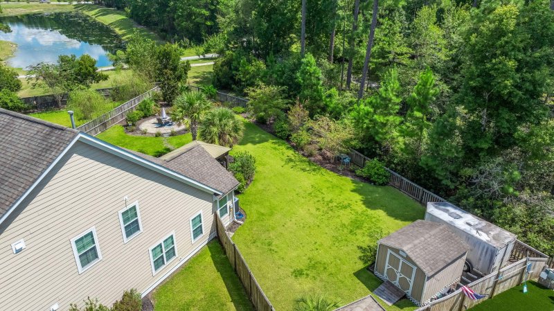 Property image 5 of 311 Whispering Breeze Lane in Cane Bay Plantation, Summerville, SC 29486