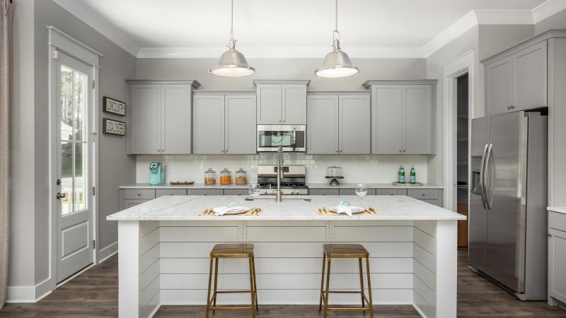 Property image 2 of 1014 Yucca Street in Summers Corner, Summerville, SC 29485