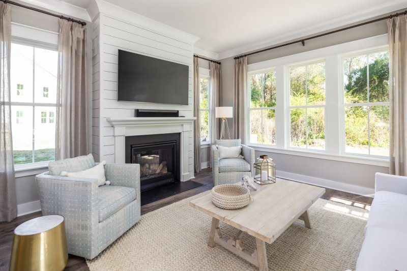 Property image 3 of 1014 Yucca Street in Summers Corner, Summerville, SC 29485